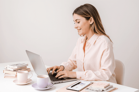 Budgeting Tips for Busy Women: 5 Simple Ways to Save Money Without Stress - Sylvia Sardou